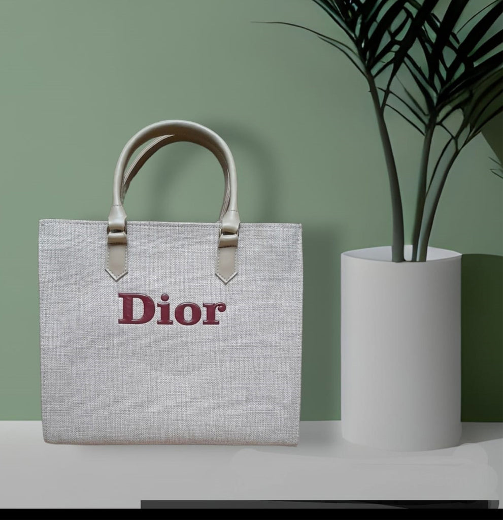 Burlap tote bag