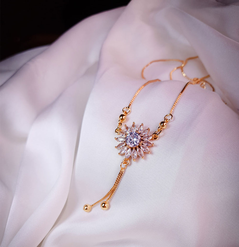 CRYSTAL FLOWER LOCKET
